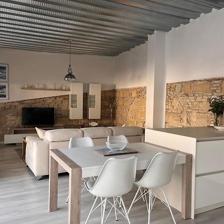 Casa Nuna Modern Loft With Private Garden Terrace Jerez de la Frontera Buitenkant foto